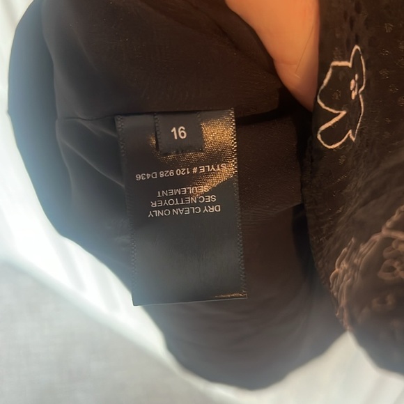 Tailored By Rebecca Taylor Black Floral Silk Dress Sz 16 - Picture 9 of 10